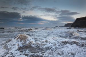 whitby waves 3.jpg
